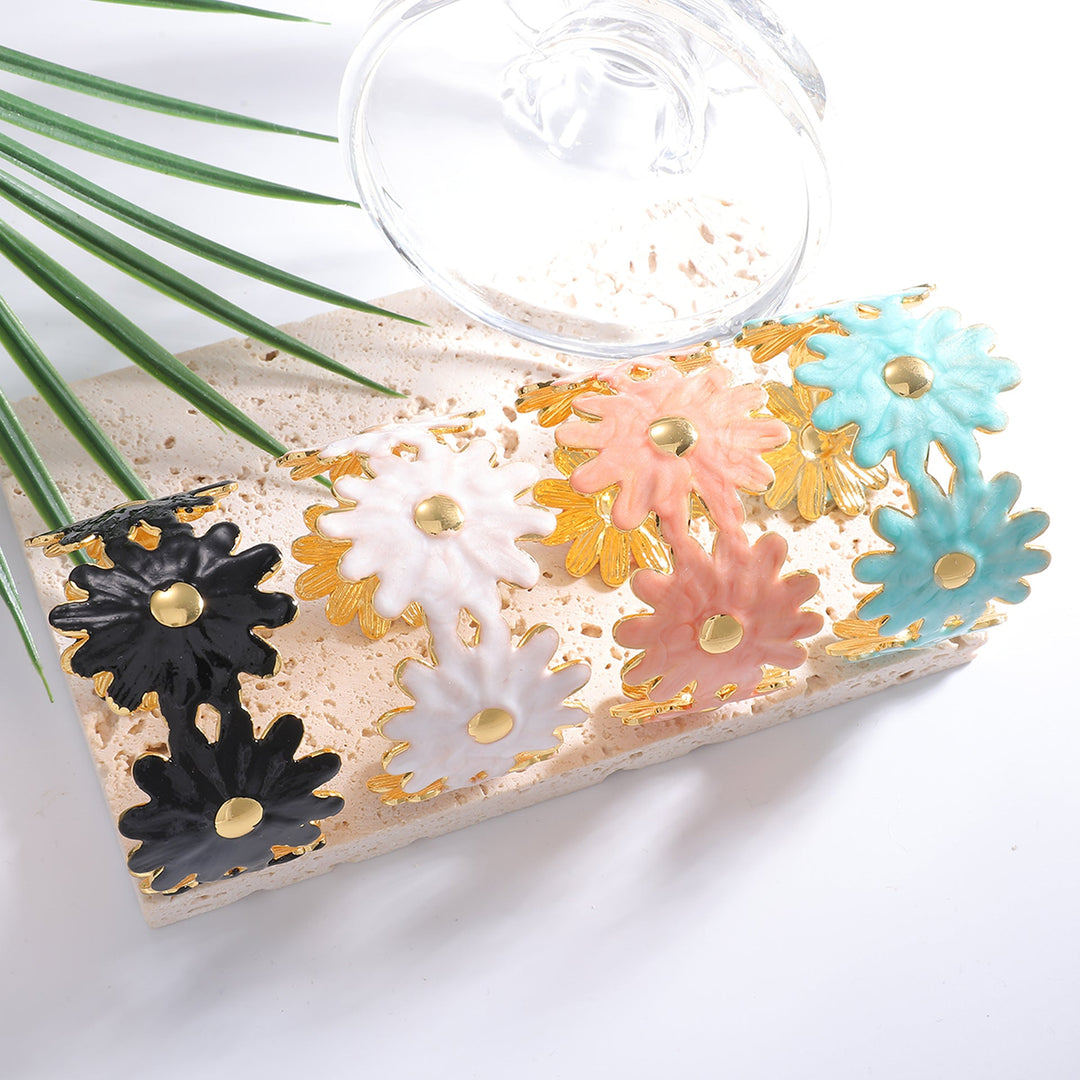 Women's Flower Bracelet with Golden Accents Nin Boutique
