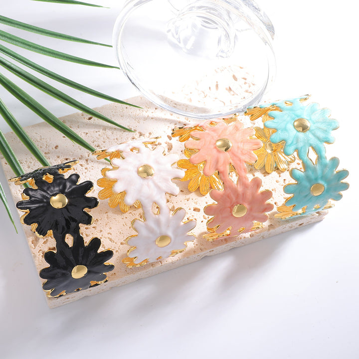 Women's Flower Bracelet with Golden Accents Nin Boutique