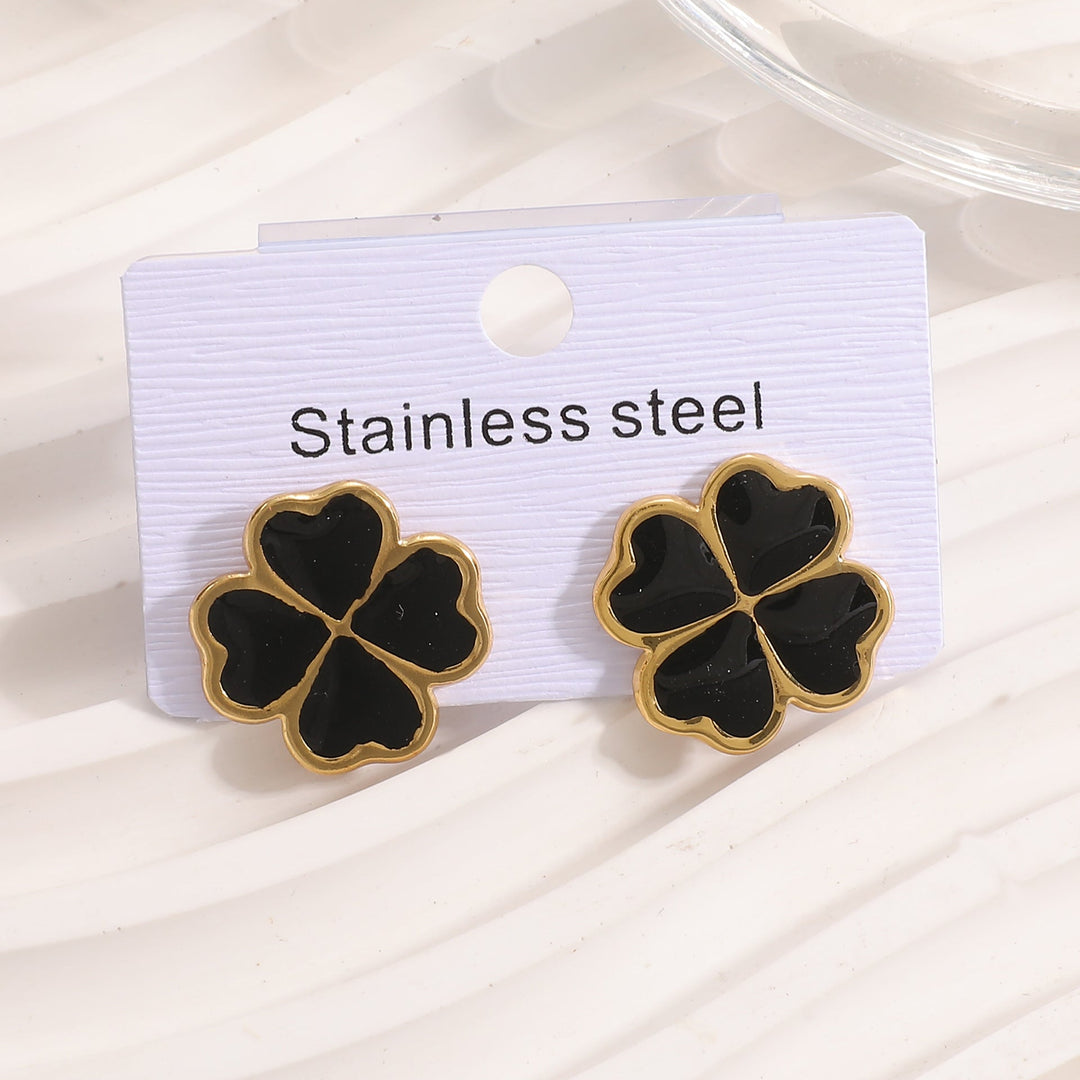 Ladies earrings in elegant cloverleaf design Nin Boutique
