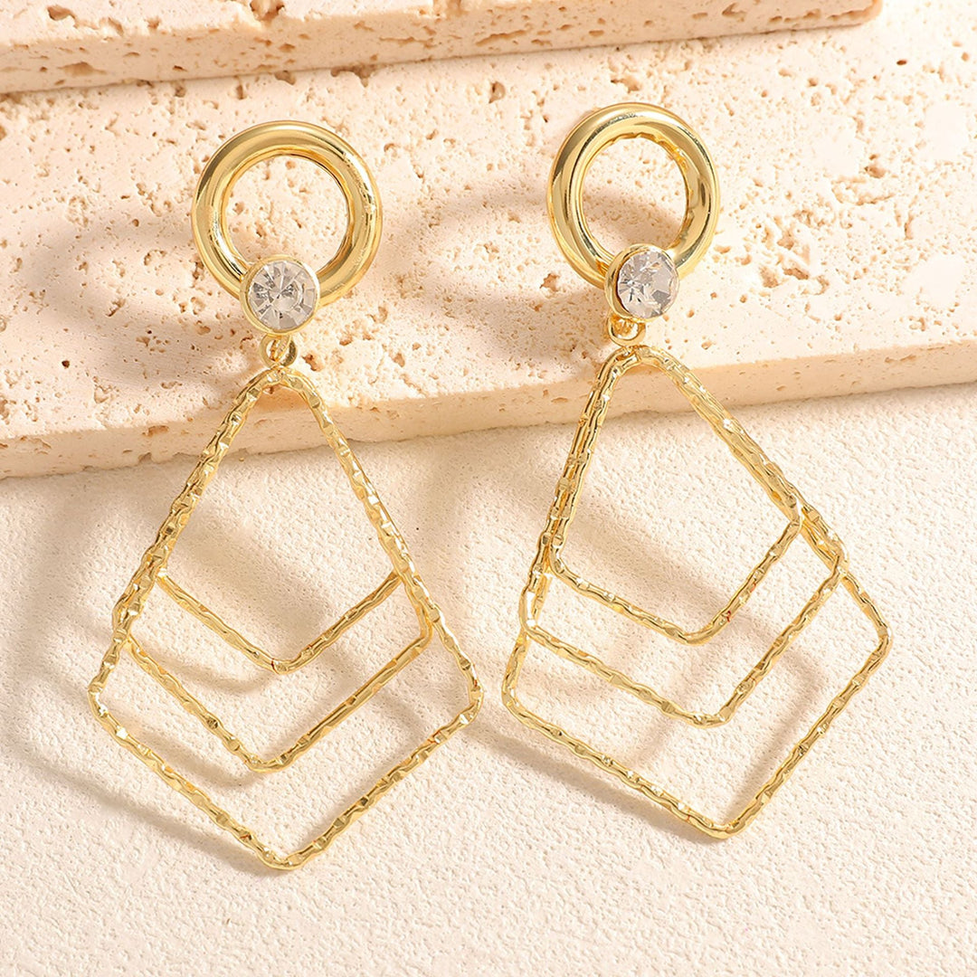 Ladies earrings with luxurious, geometric design Nin Boutique
