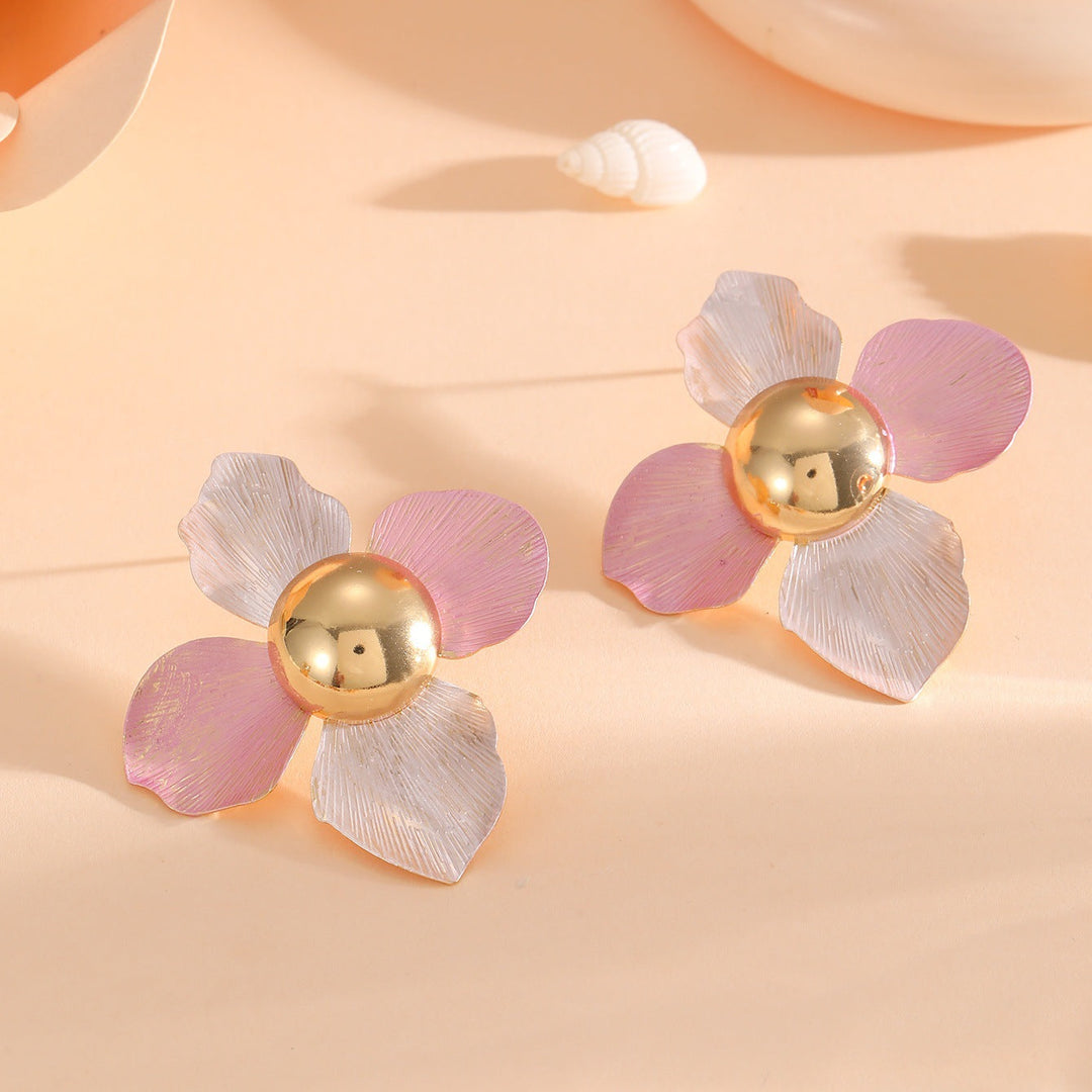 Women's earrings with artistic floral design Nin Boutique
