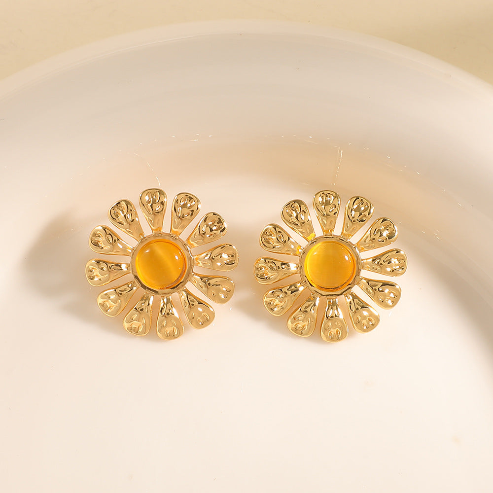 Women's earrings in elegant orchid design Nin Boutique