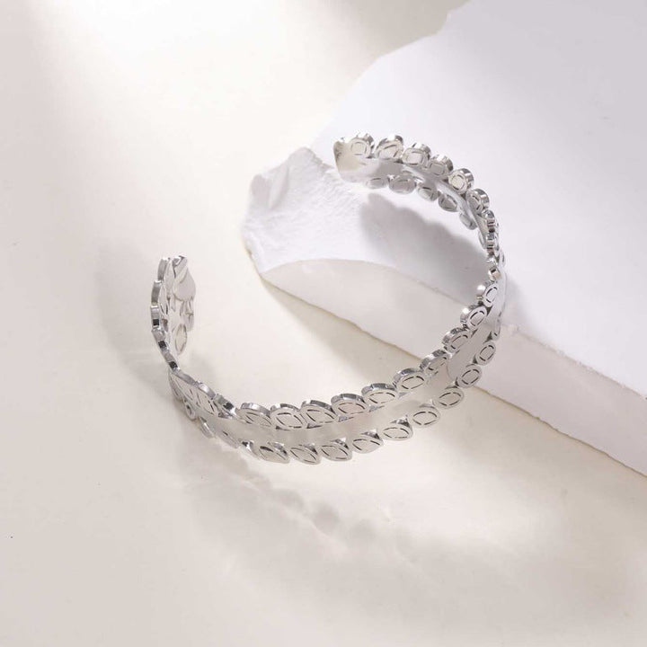 Women Open Bangle in Modern Bamboo Design Nin Boutique