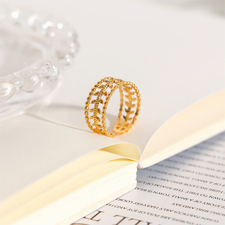 Ladies Ring in elegant crocodile design Nin Boutique