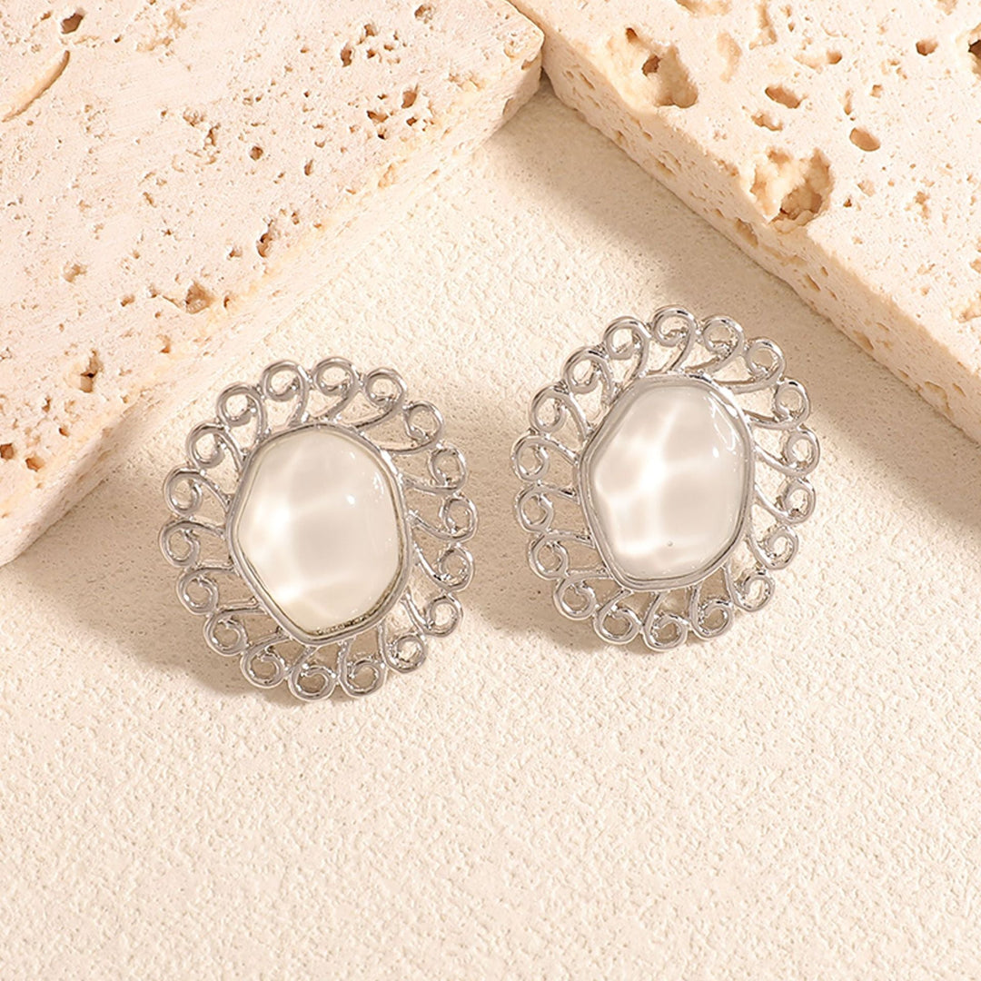 Women's earrings with intricate design and high-quality semi-precious stone Nin Boutique
