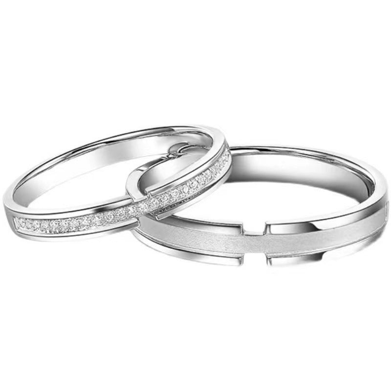 Women's ring with modern, structured design Nin Boutique