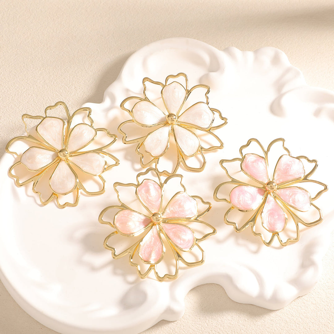 Ladies Earrings with intricate floral motif Nin Boutique