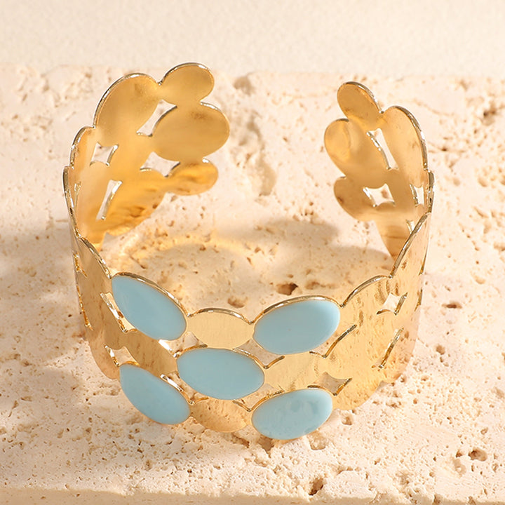 Women's bracelet with intricate floral design Nin Boutique