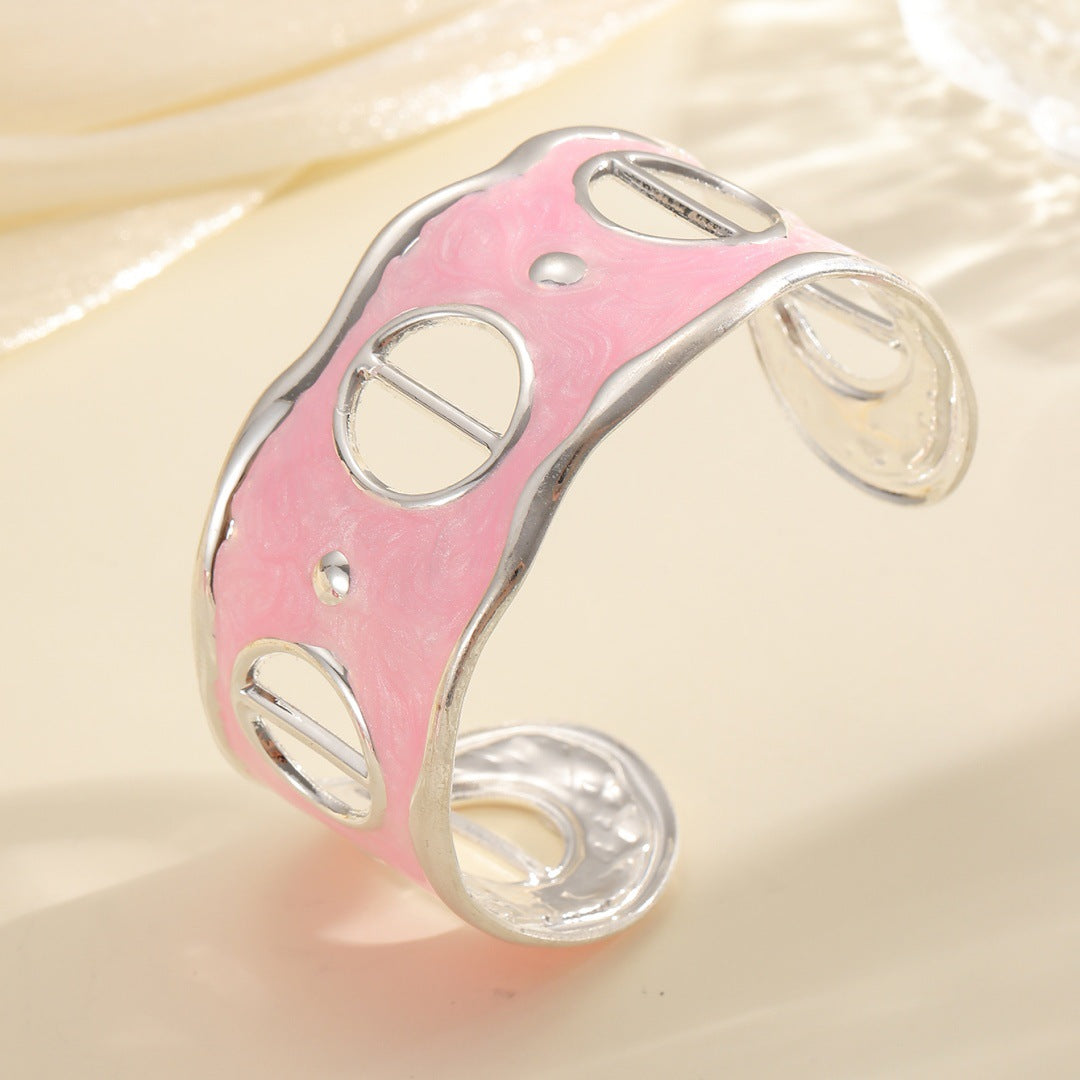 Ladies Open Bangle with Modern, Transparent Design Nin Boutique