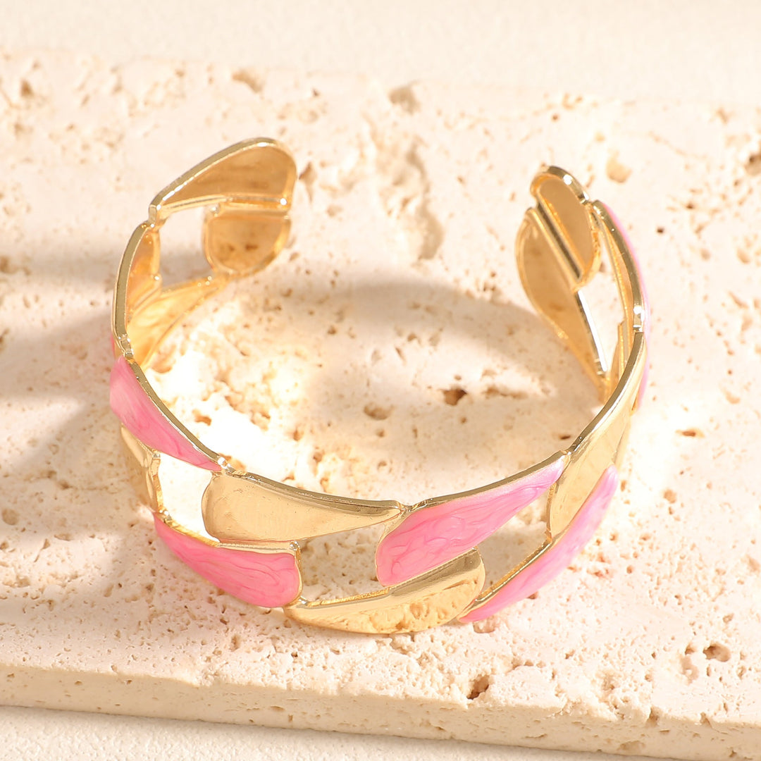 Women's Open Bangle with Elegant Leaf Design Nin Boutique