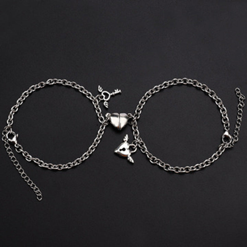 Women's ankle bracelet with heart-shaped charms and playful design Nin Boutique