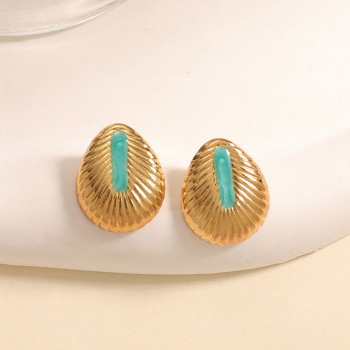 Ladies earrings in elegant shell design Nin Boutique 1784077119