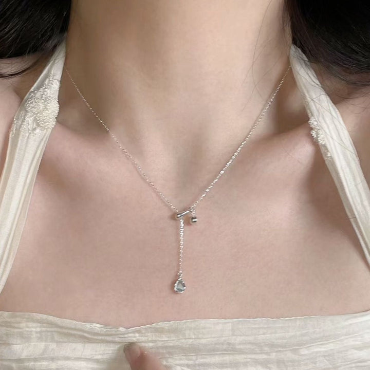 Women's necklace with elegant drop pendants and sparkling zirconia Nin Boutique