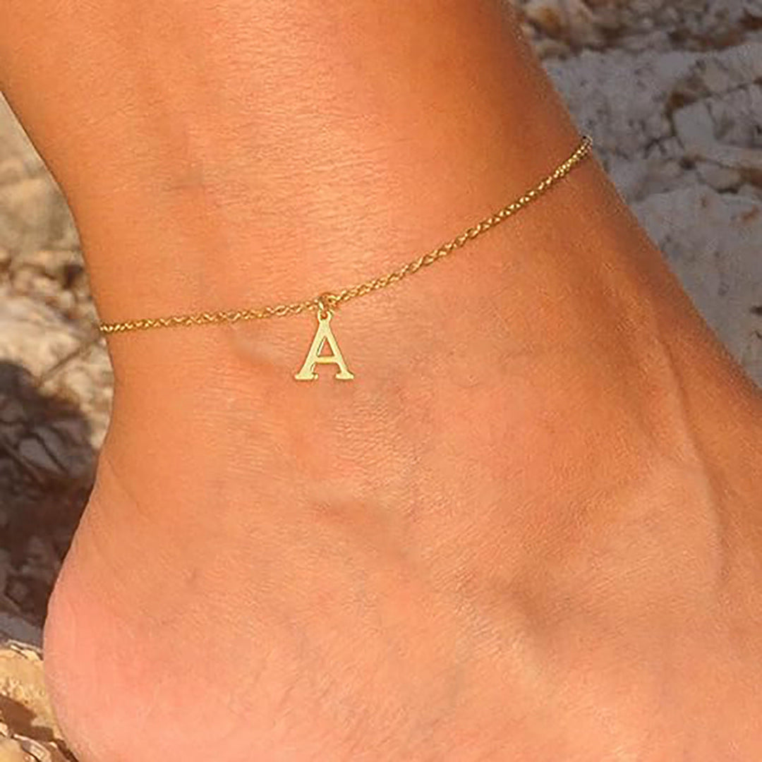 Women's ankle bracelet with personalized initial Nin Boutique