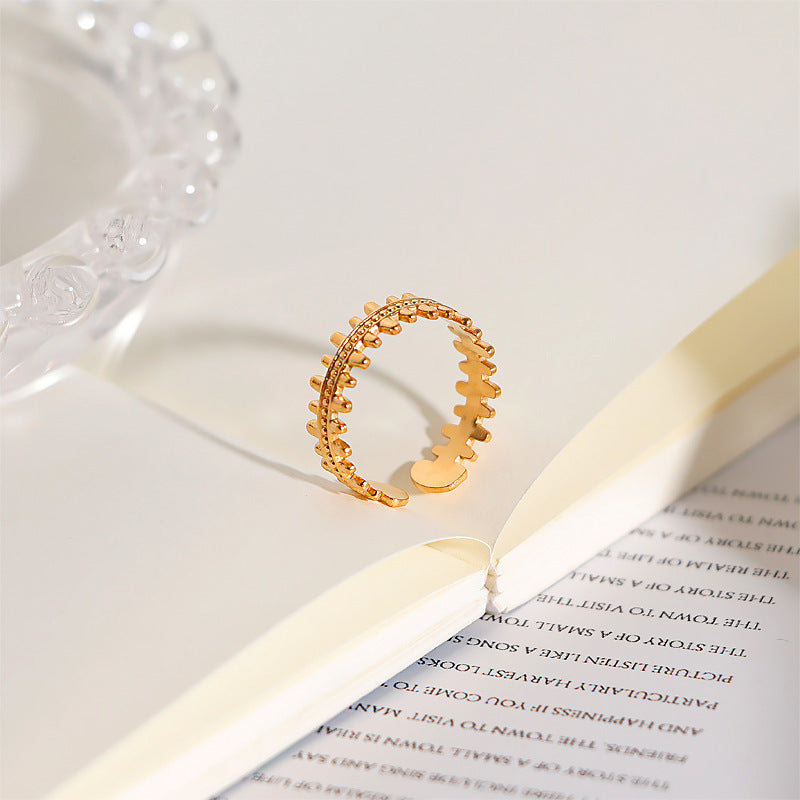 Ladies Ring in elegant crocodile design Nin Boutique