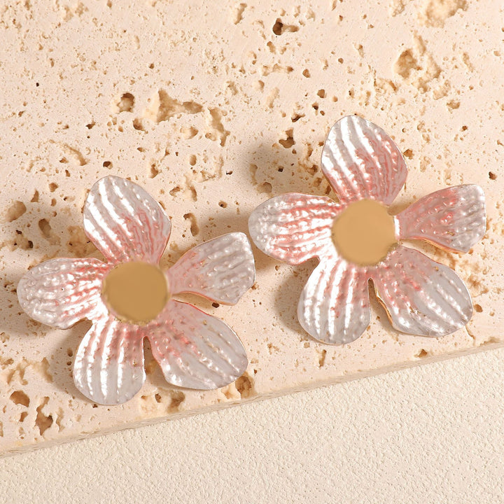 Ladies earrings in artistic flower design Nin Boutique