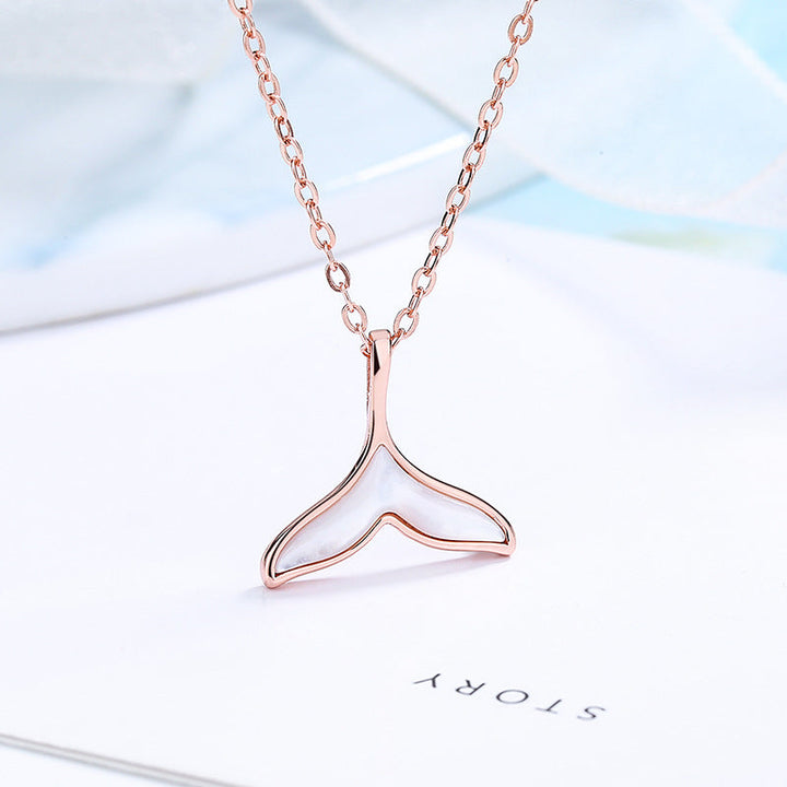 Women's necklace with elegant whale fin look Nin Boutique