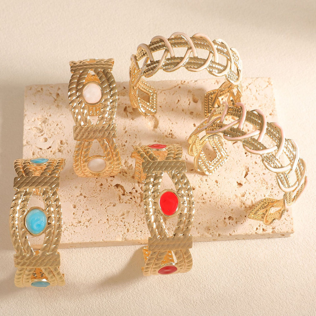 Women Open Bangle with Artistic Braided Pattern Nin Boutique
