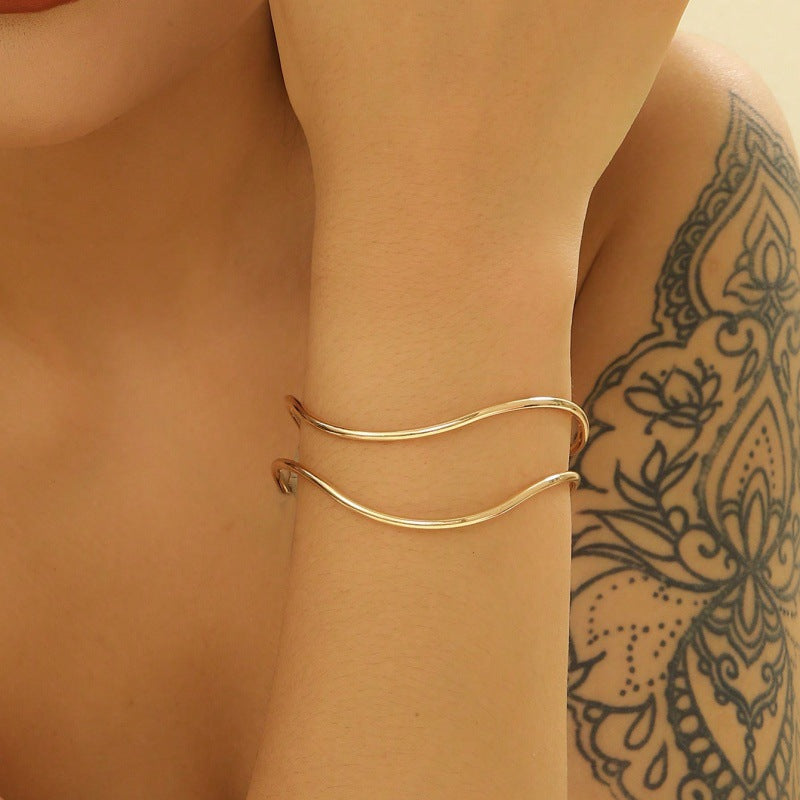 Women's Open Cuff Bracelet with Elegant Curved Design Nin Boutique
