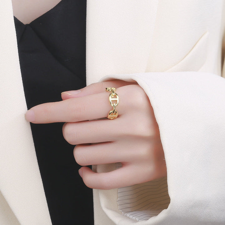 Women's Open Ring with Modern Chain Design Nin Boutique