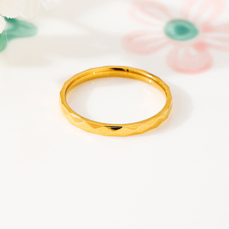 Women's stylish ring with faceted design Nin Boutique