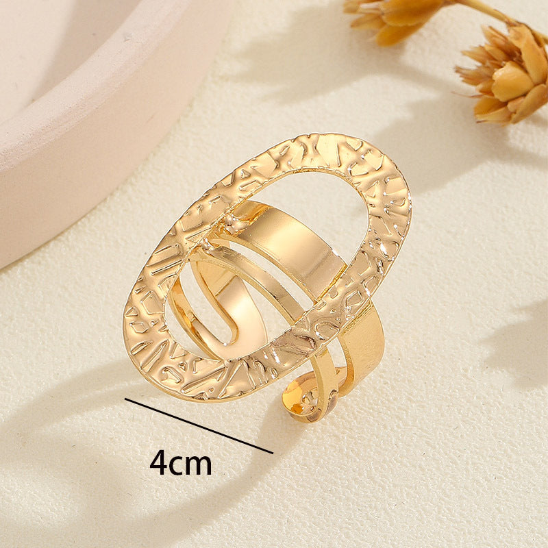 Women's ring with elaborate, sculptural design Nin Boutique