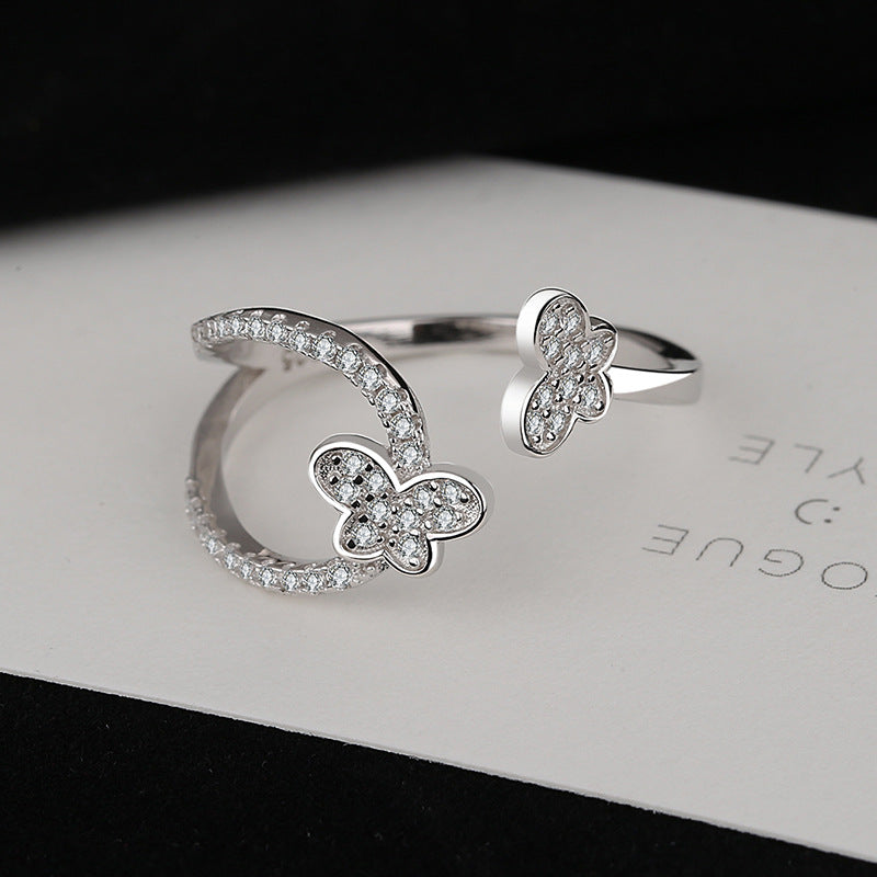 Ladies ring with playful butterfly design and sparkling zirconia Nin Boutique