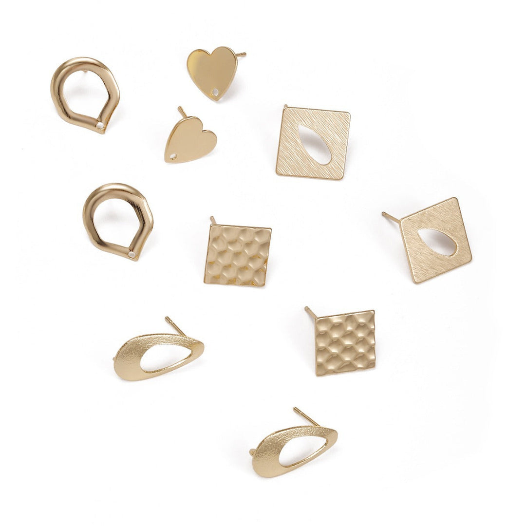 Ladies' earrings in modern sculptural design Nin Boutique