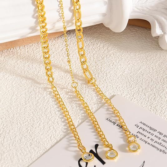Ladies ankle bracelet with sparkling gold-colored beads and elegant design Nin Boutique