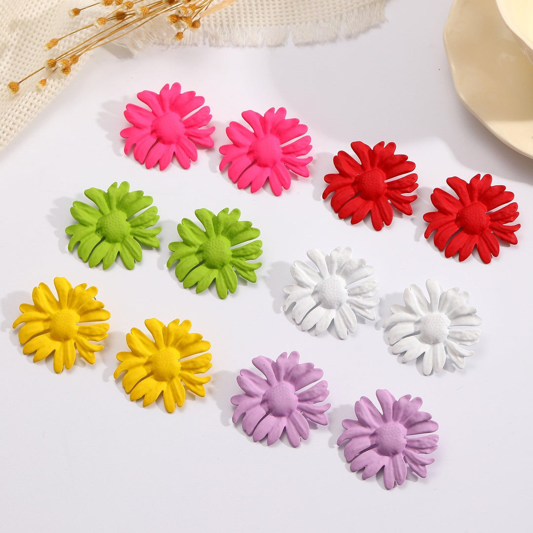 Women’s earrings in floral design Nin Boutique
