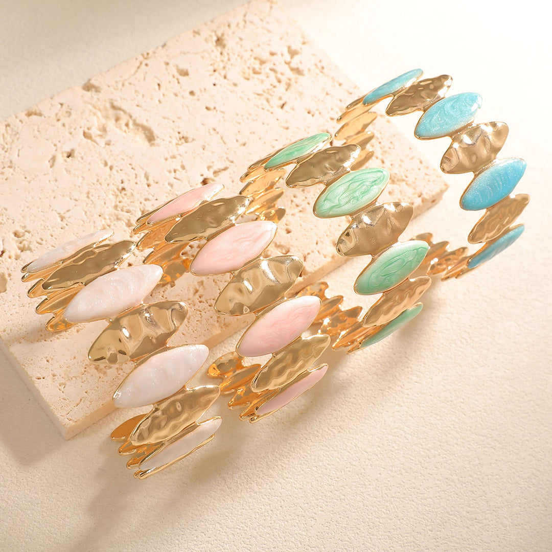 Women's Open Bangle made of fine metal with elegant motif Nin Boutique