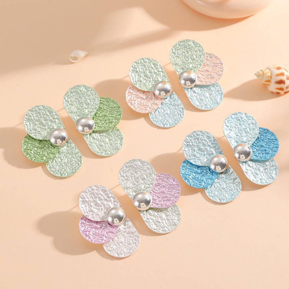 Women's earrings with artistic flower design Nin Boutique
