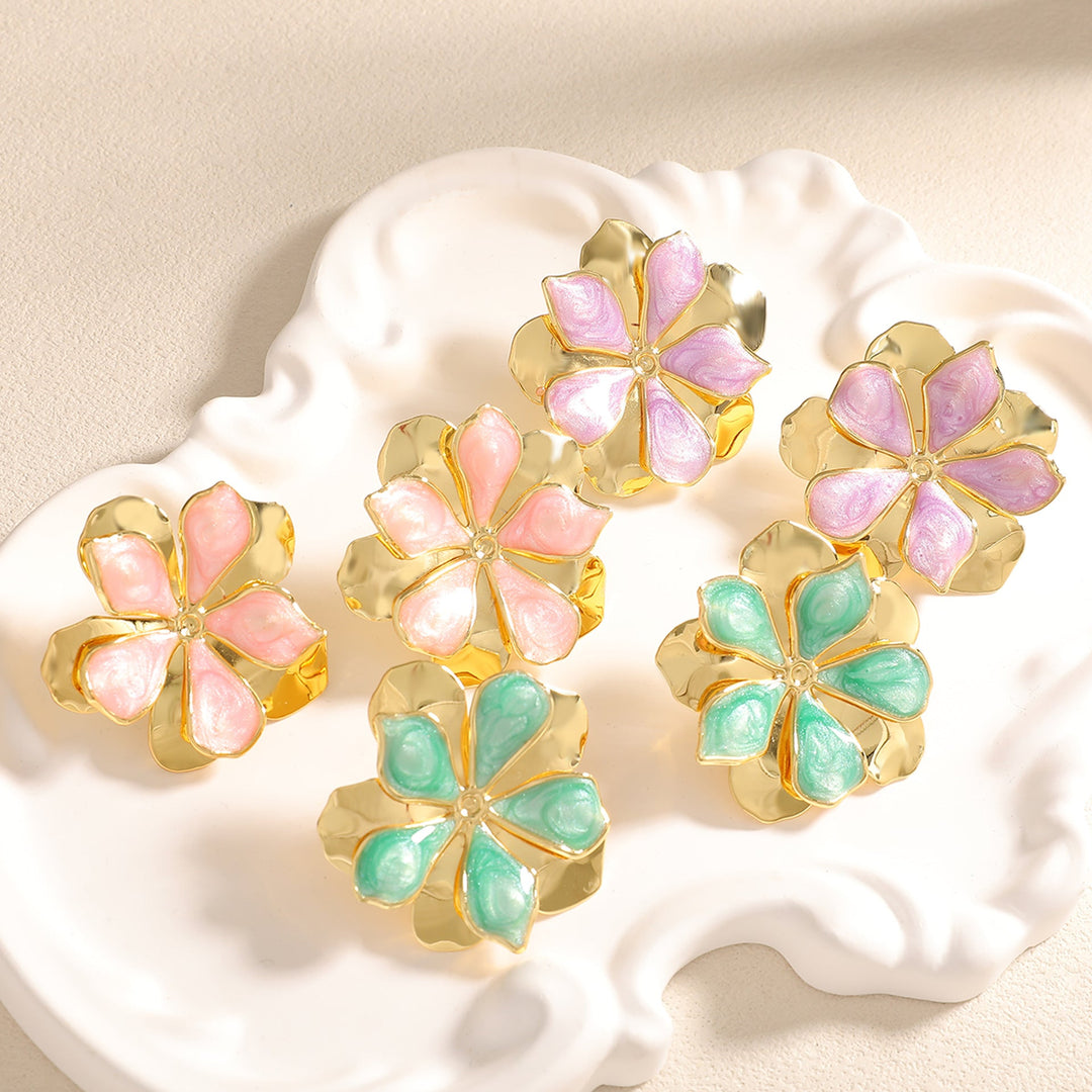 Ladies Earrings with intricate floral motif Nin Boutique