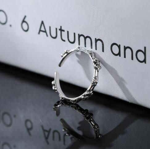 Women's Open Ring with Artistic Pattern Nin Boutique