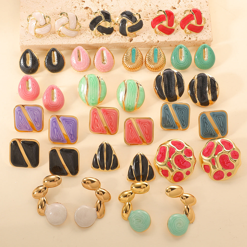 Ladies earrings in elegant shell design Nin Boutique 1784077119