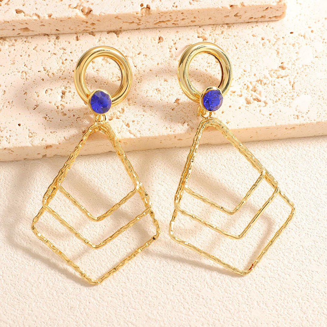 Ladies earrings with luxurious, geometric design Nin Boutique
