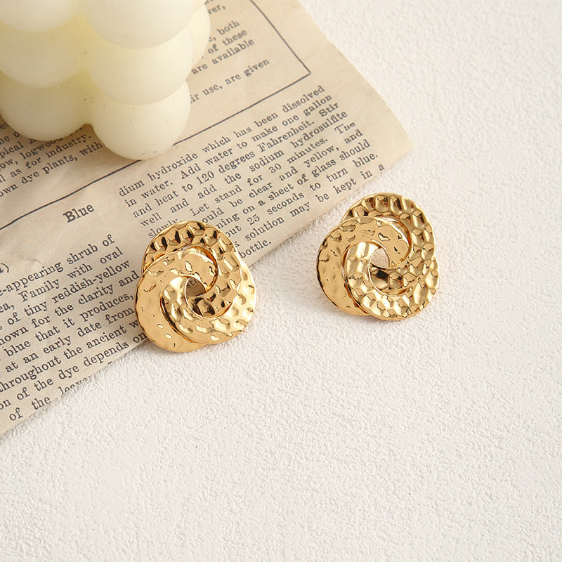 Ladies earrings with elaborate fan design Nin Boutique