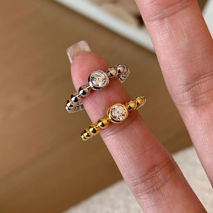 Women's ring with sparkling zircon and ball design Nin Boutique