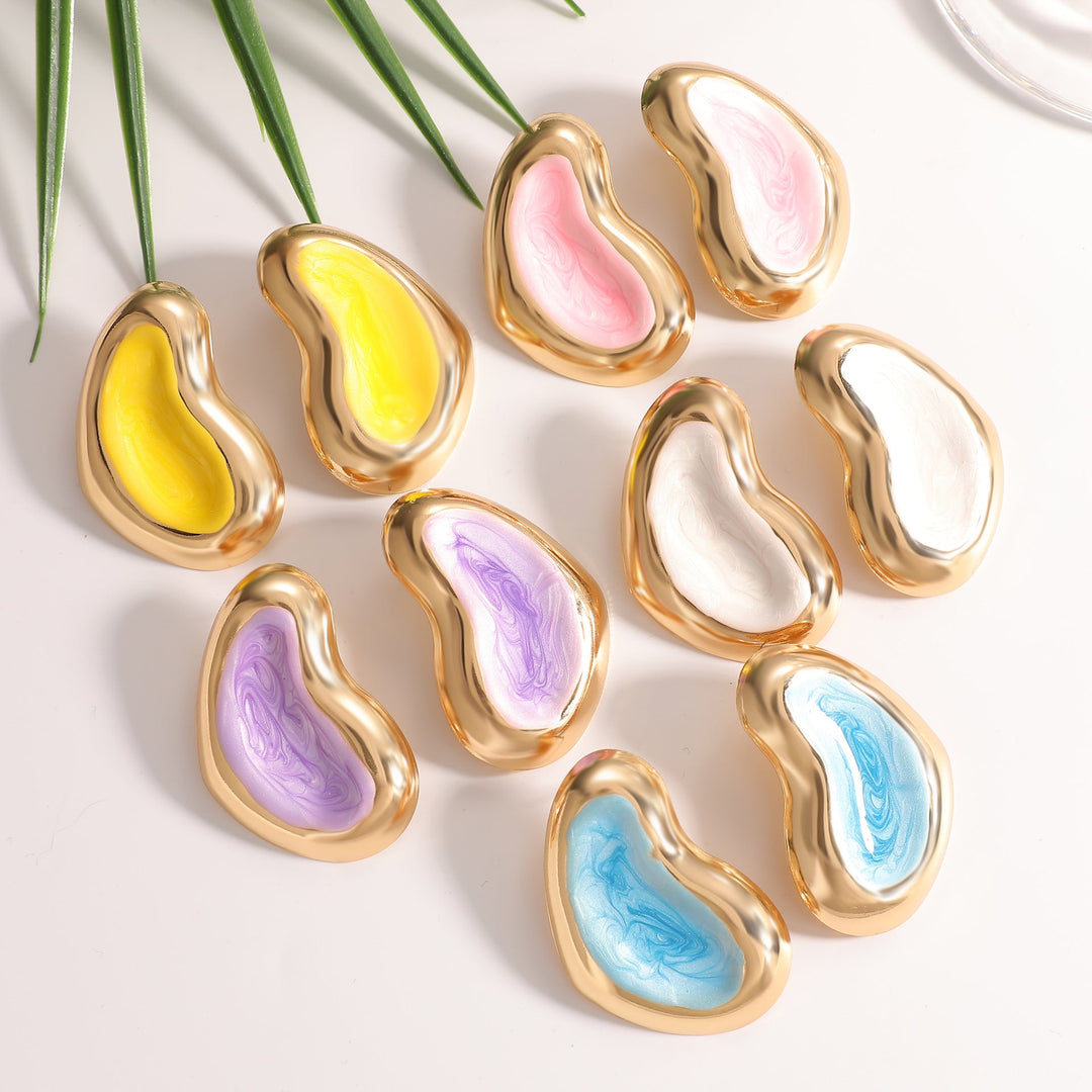 Women's earrings in artistic, organic design Nin Boutique