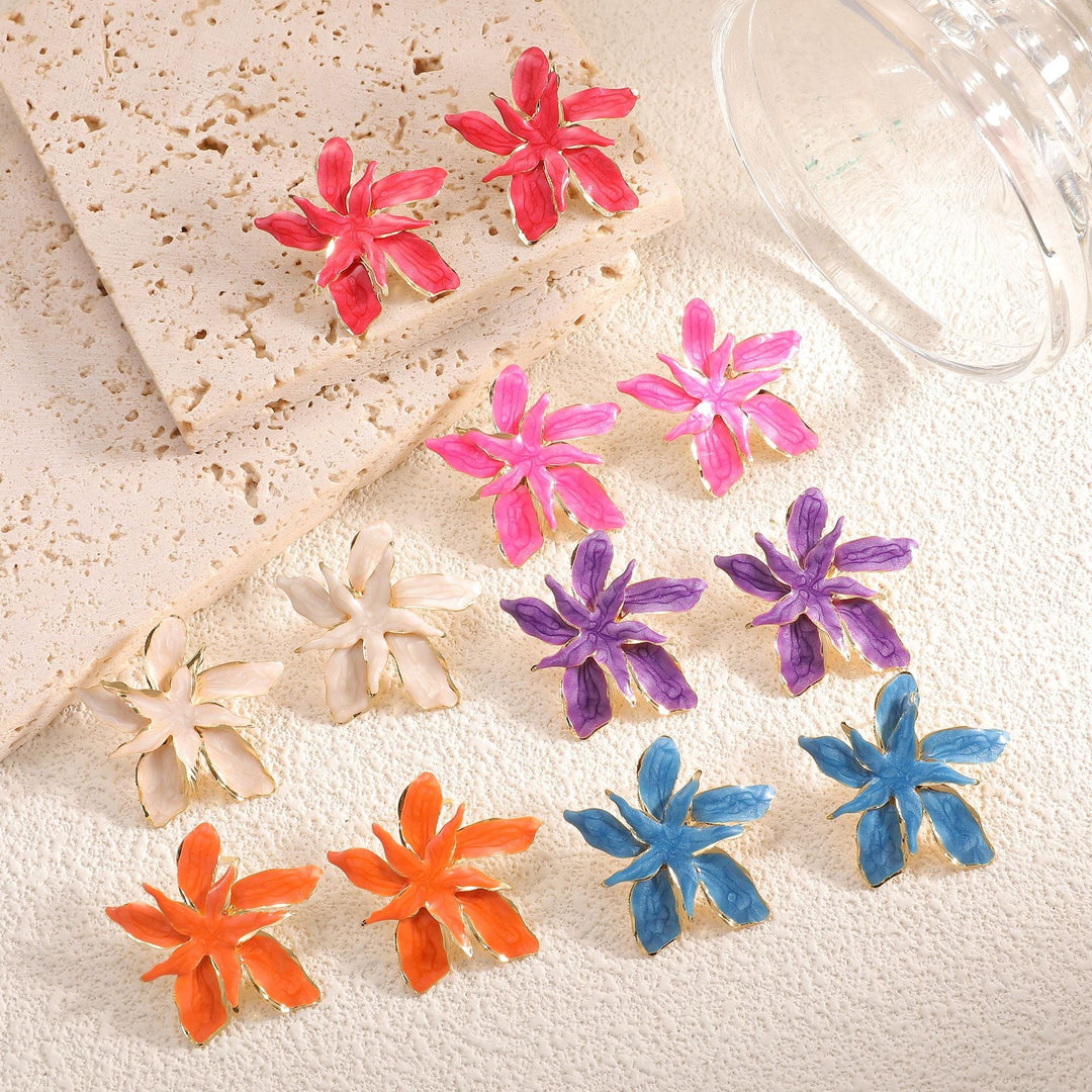 Women's earrings in artistic flower design Nin Boutique