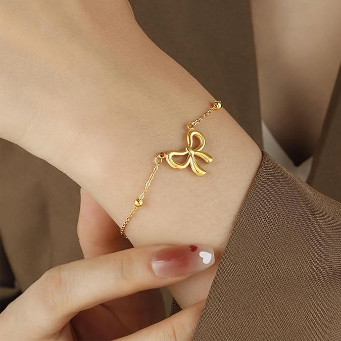 Women's ankle bracelet with delicate bow design and elegant chain layout Nin Boutique