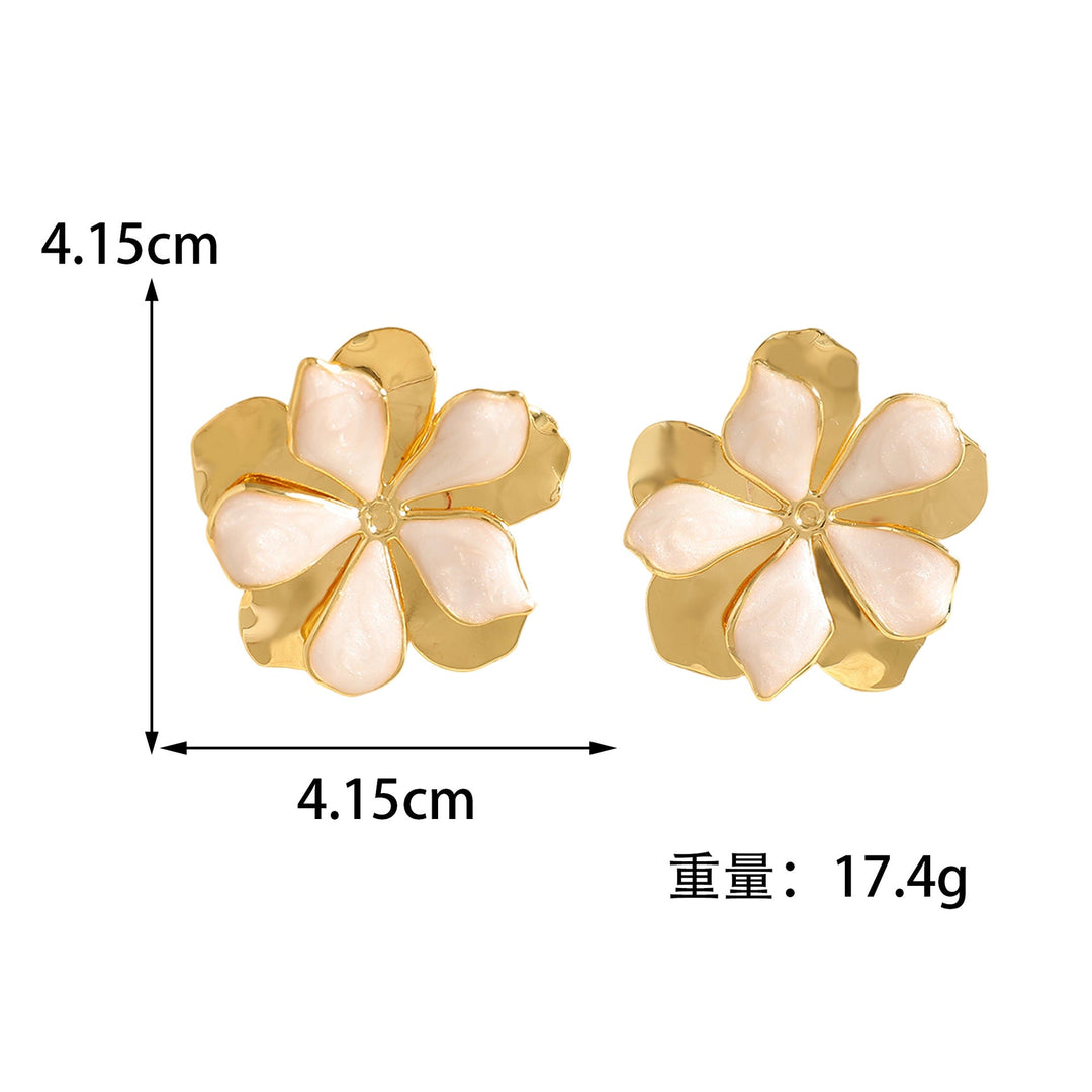 Ladies Earrings with intricate floral motif Nin Boutique