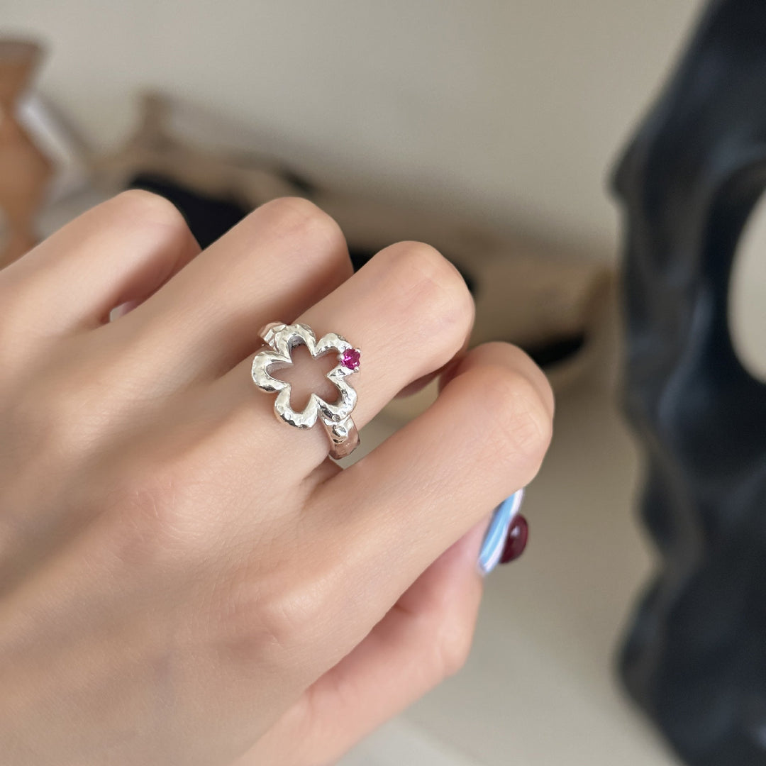 Women Open Ring with Floral Design Nin Boutique