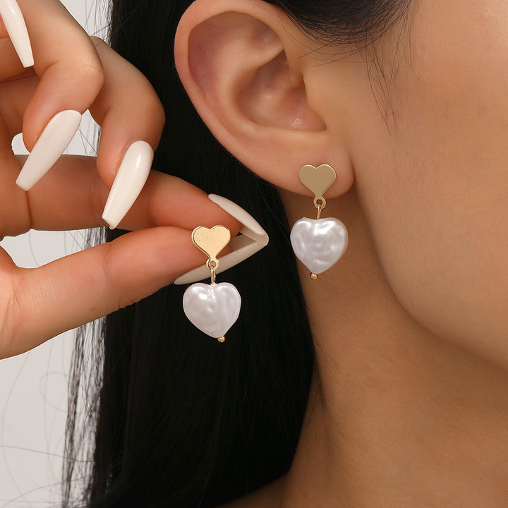 Women earrings with elegant butterfly pendant Nin Boutique