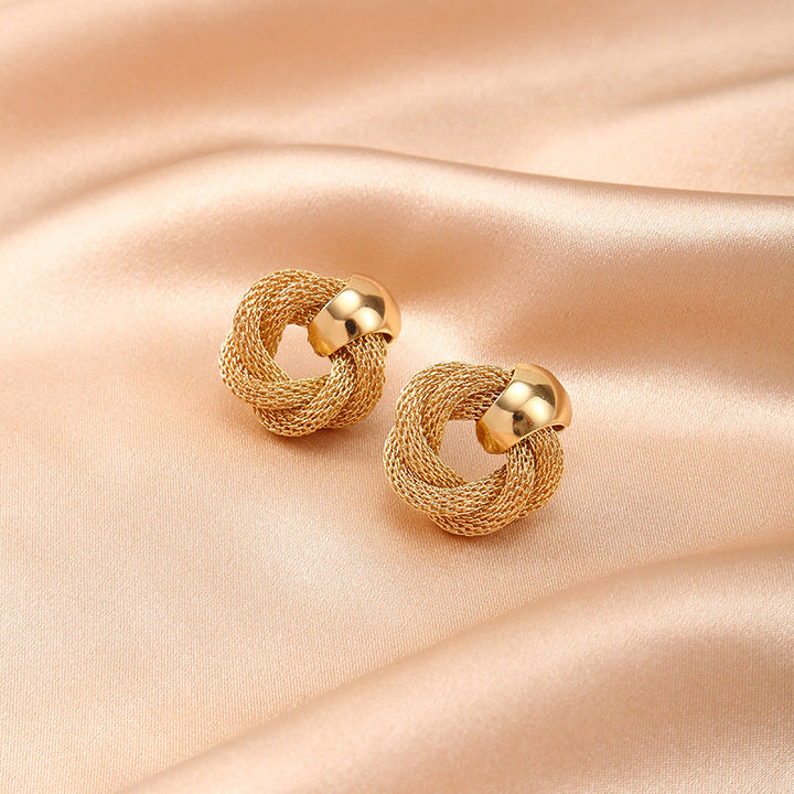 Women's earrings made of high-quality stainless steel with playful chain design Nin Boutique