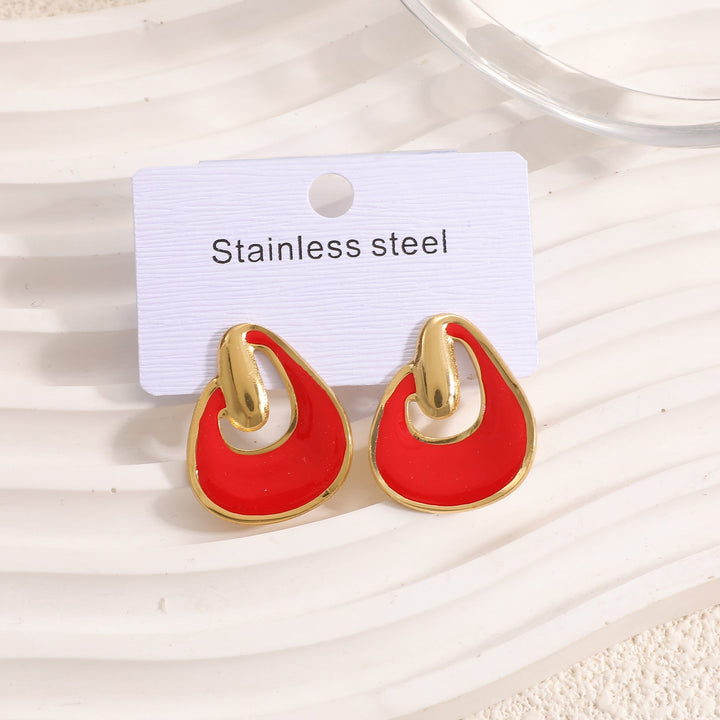 Ladies earrings in a modern, flowing design Nin Boutique
