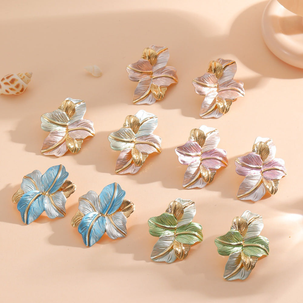 Women's earrings in stylish plant design Nin Boutique