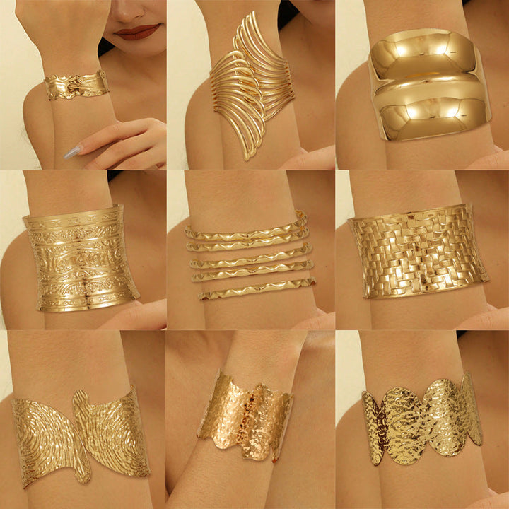 Women's cuff bracelet in artistic, structured design Nin Boutique