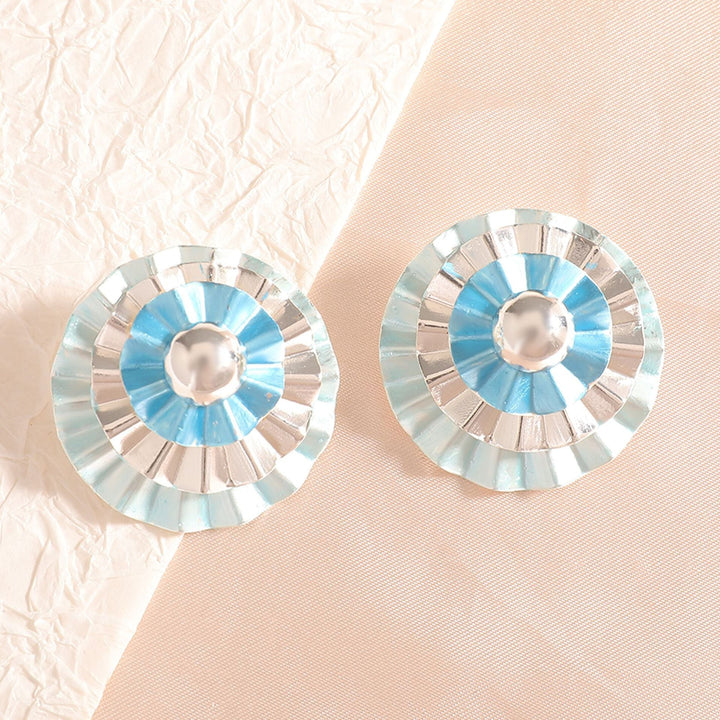 Women's stud earrings with intricate geometric design Nin Boutique