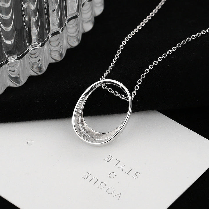 Women's necklace with modern, oval pendant Nin Boutique